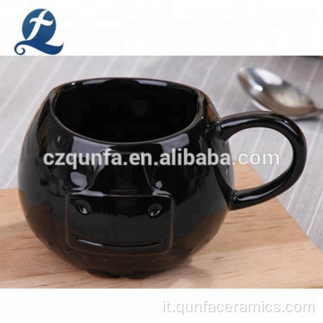Tazza da caffè rotonda in ceramica nera personalizzata con manico